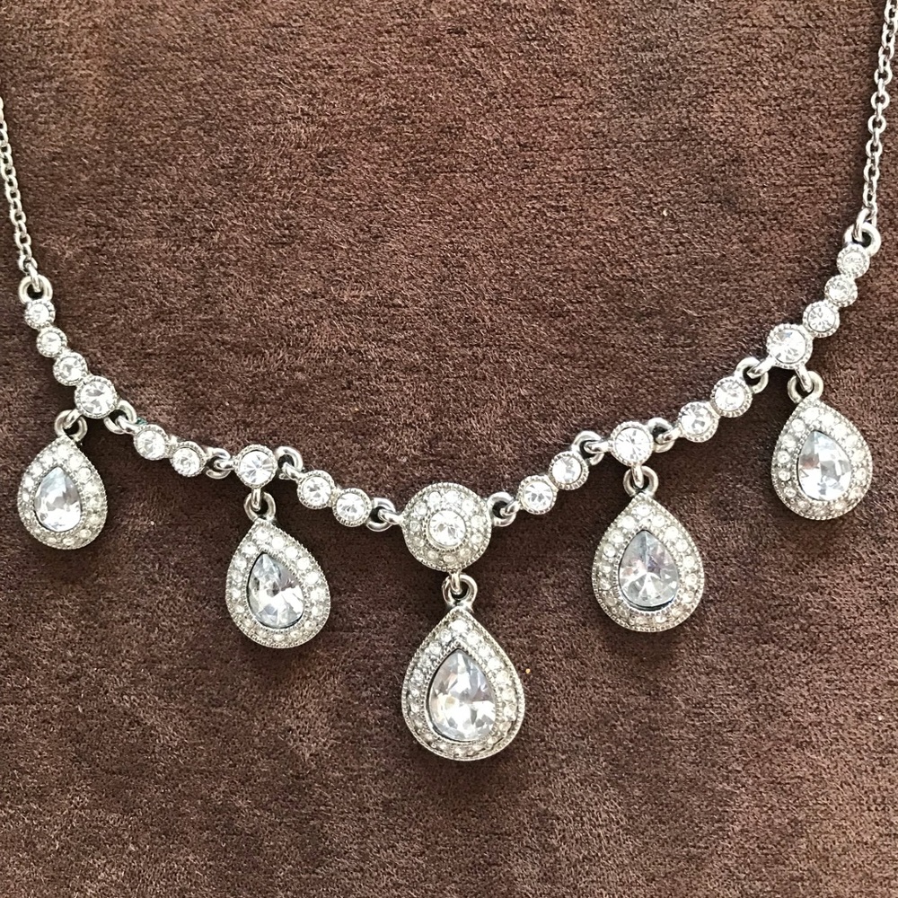 Carolee Necklace (Glass Stone Teardrop Frontal)